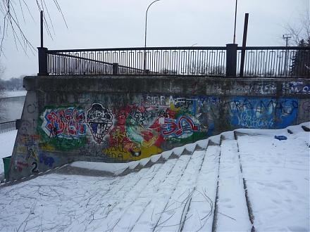     
: P1030346a.jpg
: 702
:	112.8 
ID:	1037