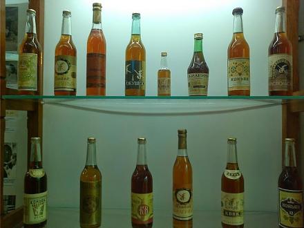 Нажмите на изображение для увеличения
Название: Коньяки на заводе Квинт.jpg
Просмотры: 1222
Размер: 49.0 Кб
ID: 13444