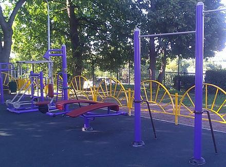 Нажмите на изображение для увеличения
Название: Спортивный сектор на детской площадке в РФ.jpg
Просмотры: 1410
Размер: 113.2 Кб
ID: 14026