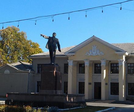 Нажмите на изображение для увеличения
Название: Памятник Ленину в Слободзее.jpg
Просмотры: 1903
Размер: 69.7 Кб
ID: 14724