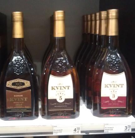 Нажмите на изображение для увеличения
Название: Квинт 3 и 5 лет в Дутти фри Румынии.jpg
Просмотры: 1545
Размер: 76.9 Кб
ID: 19136