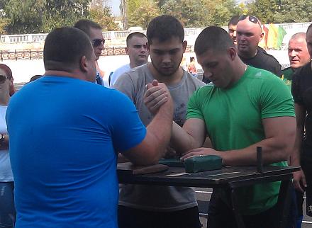 Нажмите на изображение для увеличения
Название: Рукоборье - силовики.jpg
Просмотры: 523
Размер: 85.3 Кб
ID: 19555