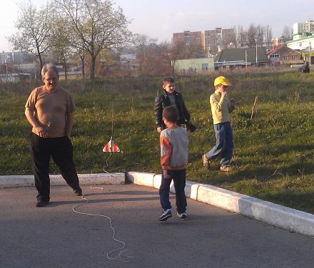 Нажмите на изображение для увеличения
Название: Запуск модели самолетика.jpg
Просмотры: 698
Размер: 121.7 Кб
ID: 21386