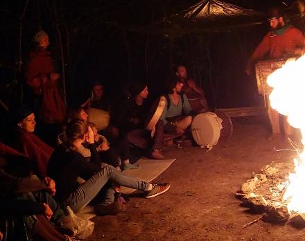 Нажмите на изображение для увеличения
Название: Посиделки у костра.jpg
Просмотры: 1333
Размер: 76.3 Кб
ID: 22658