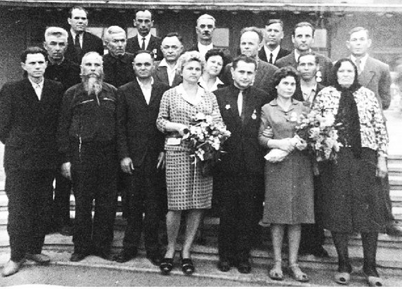 Название: группа бендерских подпольщиков.jpg
Просмотры: 1218
Размер: 75.9 Кб