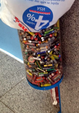 Название: Греция - батарейки в супермаркете.jpg
Просмотры: 931
Размер: 64.8 Кб