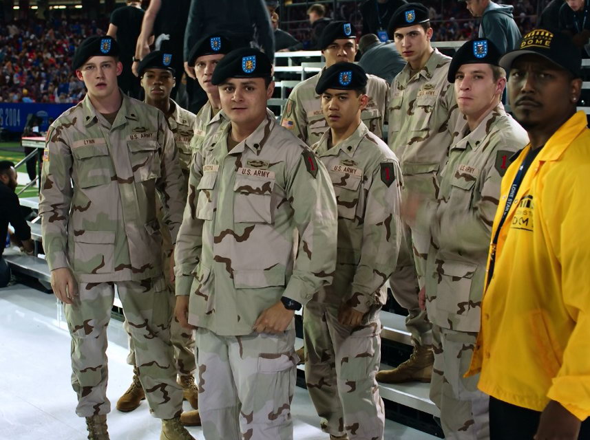 Название: Долгая прогулка Билли Линна в перерыве футбольного матча.jpg
Просмотры: 553
Размер: 126.1 Кб