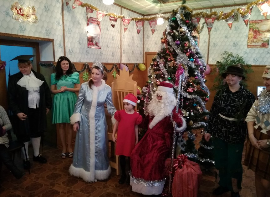 Название: Утренник на почте.jpg
Просмотры: 516
Размер: 178.6 Кб