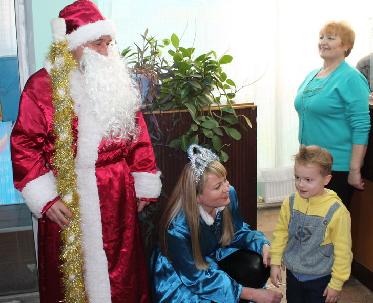 Название: Мальчик рассказывает стишок ДМ.JPG
Просмотры: 793
Размер: 156.1 Кб