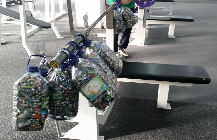 Название: Жим лежа с батарейками.jpg
Просмотры: 552
Размер: 137.7 Кб