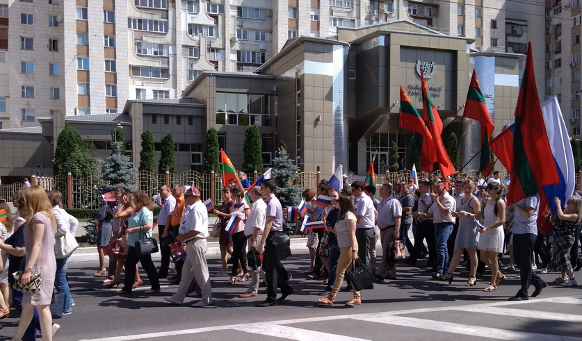 Название: Митинг на день России.jpg
Просмотры: 646
Размер: 181.7 Кб