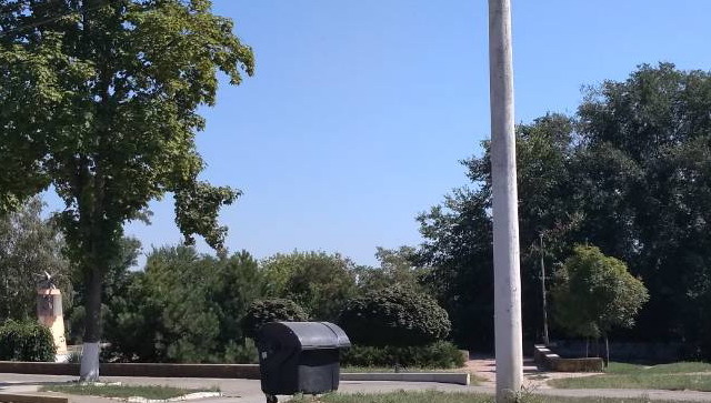 Название: Памятник Лампочке в Тирасполе.jpg
Просмотры: 2133
Размер: 83.2 Кб