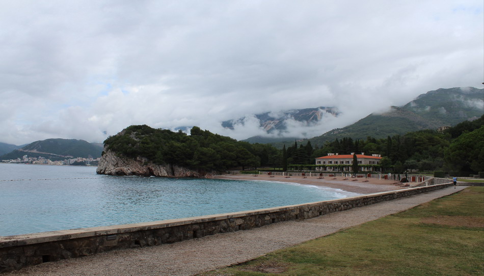 : Milocer Beach .JPG
: 538

: 130.0 
