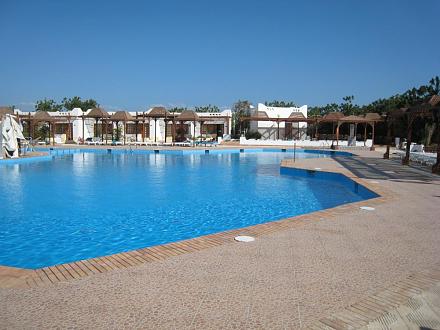    
: 2009.12 Egypt 261.jpg
: 3001
:	105.0 
ID:	2811