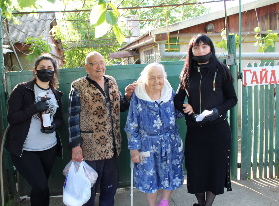 : Lipkani__Babushka_Ded.jpg
: 563

: 264.0 