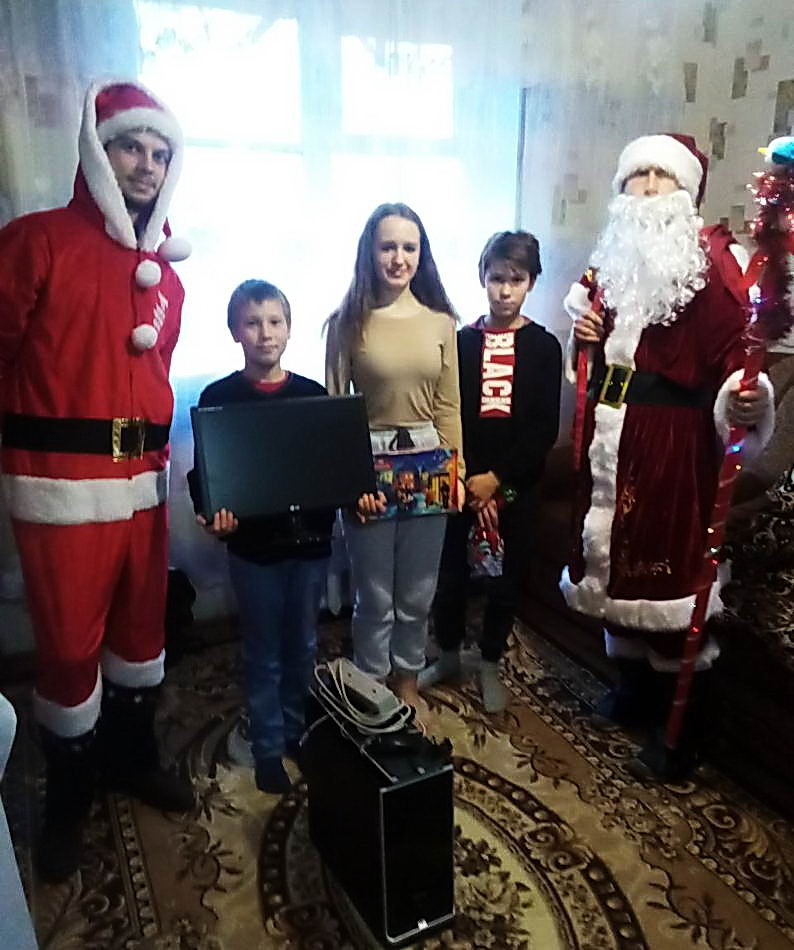 Название: Тирасполь_Кировский_Дед_Мороз_2022.jpg
Просмотры: 510
Размер: 96.2 Кб