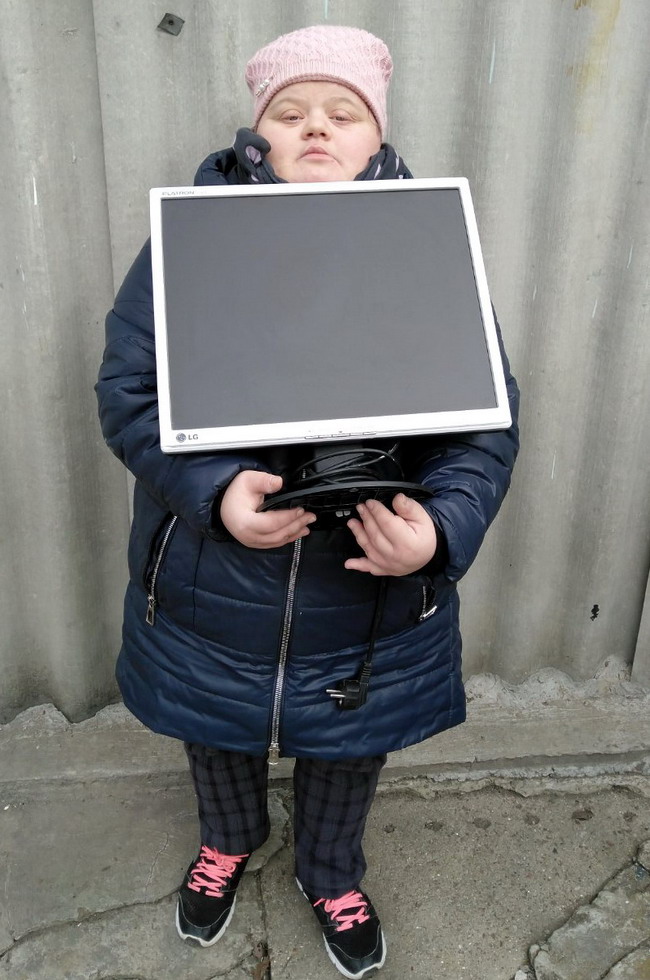 Название: PMR_Daun_Devochka.jpg
Просмотры: 235
Размер: 152.6 Кб