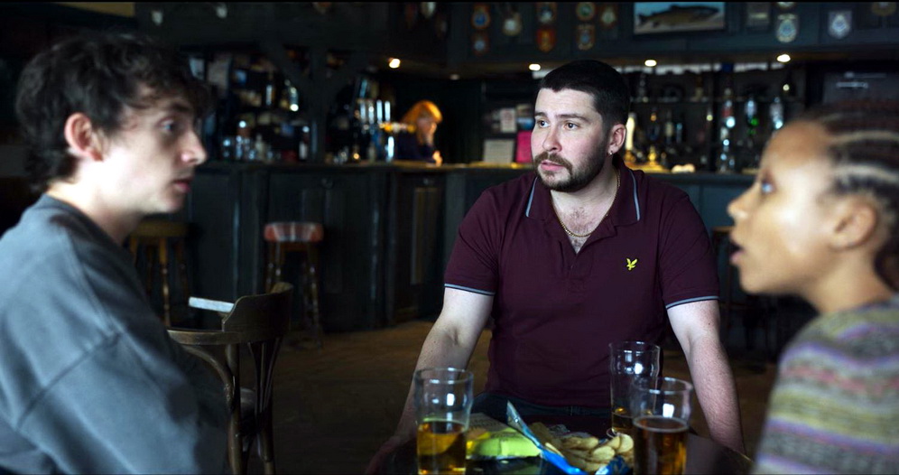 : Black.Mirror.S06E02.jpg
: 5

: 139.9 