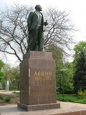     
: Lenin_Benderi.jpg
: 1558
:	149.1 
ID:	5778