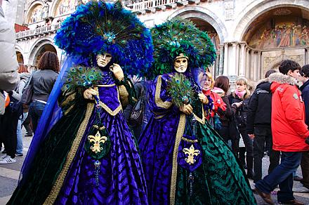     
: venecianskij-karnaval_3244_p0.jpg
: 775
:	426.5 
ID:	7396