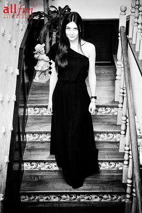     
: ekaterina_melnik050312_2.jpg
: 514
:	85.3 
ID:	9842