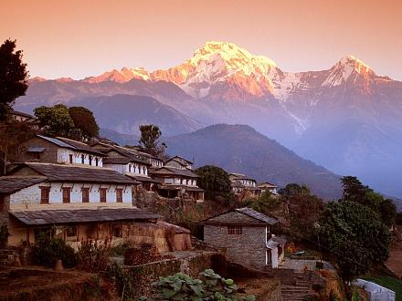     
: Ghandrung Village and Annapurna South, Nepal, Himalaya.jpg
: 406
:	225.3 
ID:	8252