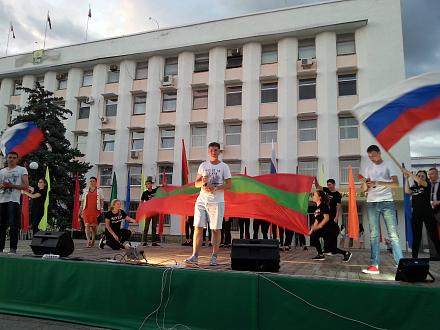 Нажмите на изображение для увеличения
Название: День России.Бендеры.jpg
Просмотры: 474
Размер: 95.6 Кб
ID: 22339