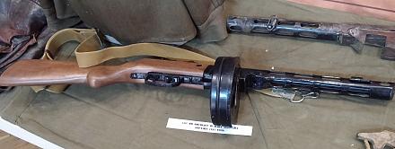 Нажмите на изображение для увеличения
Название: Пистолет-пулемёт Шпагина.jpg
Просмотры: 355
Размер: 49.5 Кб
ID: 21945