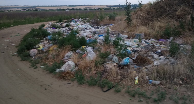 Название: Свалка мусора в Кицканах.jpg
Просмотры: 2353
Размер: 102.8 Кб