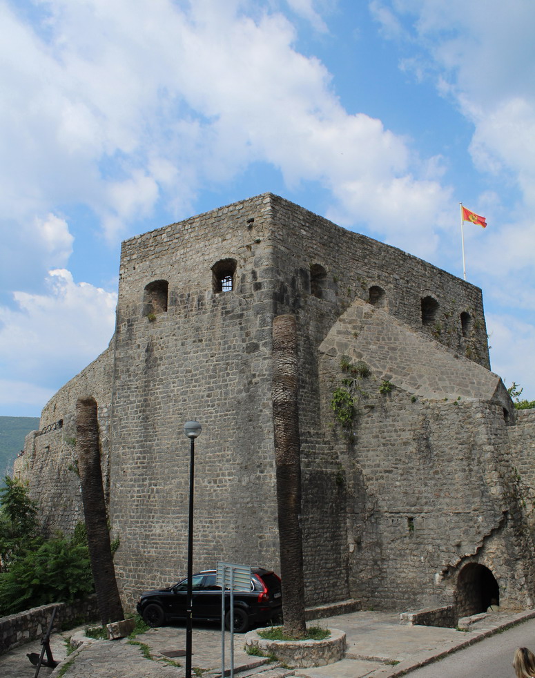 Название: Крепость в Херцег-Нови.JPG
Просмотры: 1388

Размер: 248.6 Кб