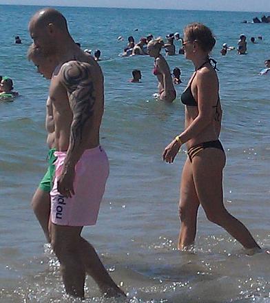 Нажмите на изображение для увеличения
Название: Люди на поляже Болгарии.jpg
Просмотры: 838
Размер: 82.9 Кб
ID: 19048