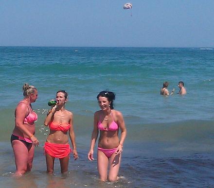 Нажмите на изображение для увеличения
Название: Немки отдыхают на море в Болгарии.jpg
Просмотры: 882
Размер: 116.0 Кб
ID: 19049