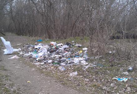 Нажмите на изображение для увеличения
Название: Свалка мусора на берегу Днестра.jpg
Просмотры: 952
Размер: 144.9 Кб
ID: 21196