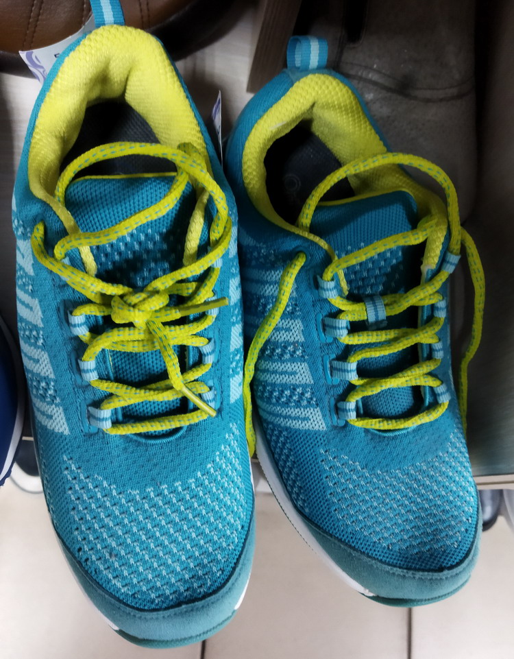 Название: 1. Кроссовки по 120 рублей.jpg
Просмотры: 549
Размер: 245.5 Кб