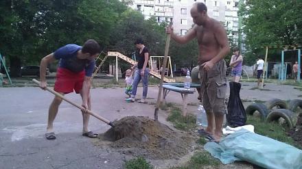 Нажмите на изображение для увеличения
Название: Игорь и Боря делают бетон.jpg
Просмотры: 1093
Размер: 78.6 Кб
ID: 16591