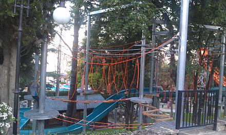 Нажмите на изображение для увеличения
Название: Веревочный городок в Болгарии.jpg
Просмотры: 1025
Размер: 126.5 Кб
ID: 19150