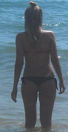 Нажмите на изображение для увеличения
Название: Девушка на море.jpg
Просмотры: 1369
Размер: 38.7 Кб
ID: 19157