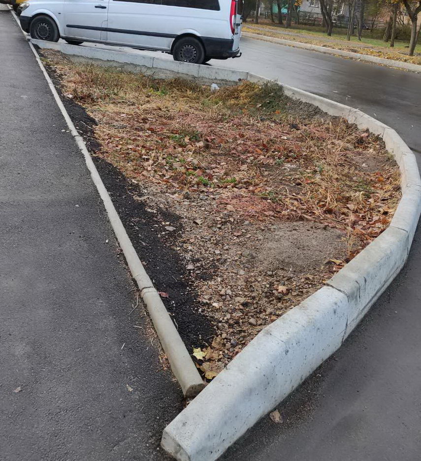 Название: 2 балка место без саженцев.jpg
Просмотры: 1355
Размер: 246.7 Кб