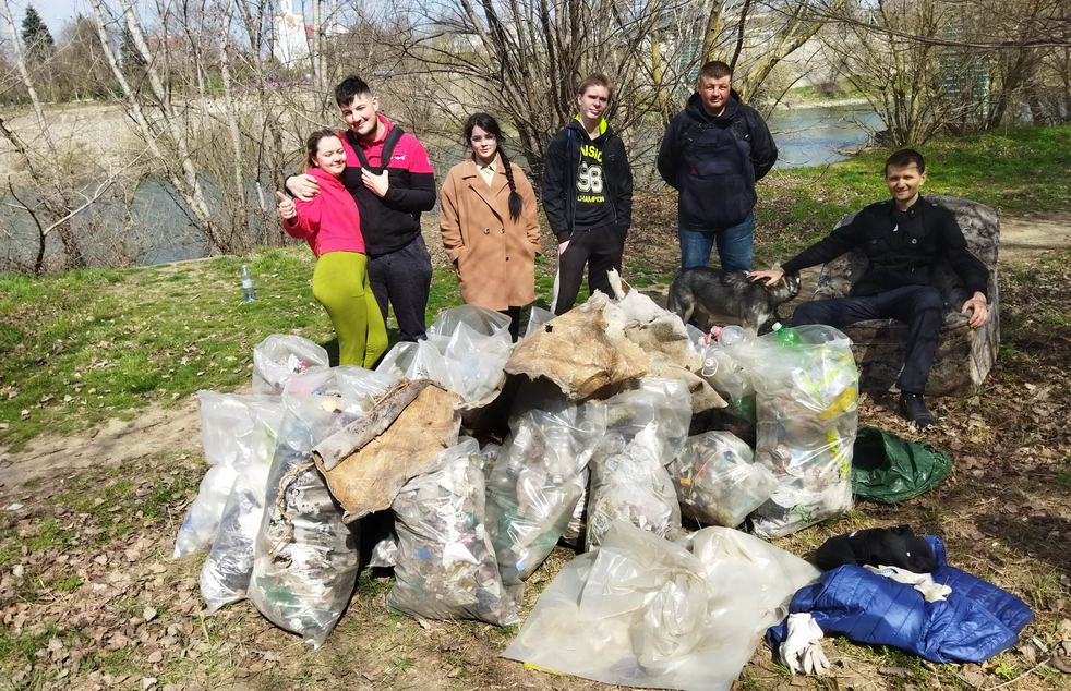 Название: 2023_03_25 Волонтеры на берегу Днестра.jpg
Просмотры: 674
Размер: 205.7 Кб