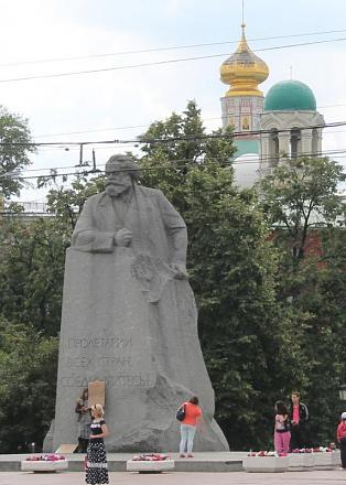 Нажмите на изображение для увеличения
Название: Памятник Карлу Марксу.jpg
Просмотры: 412
Размер:	67.9 Кб
ID:	14296